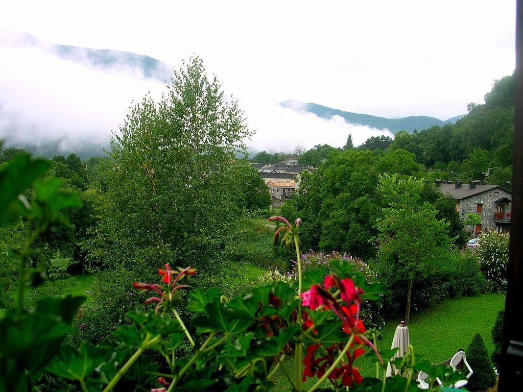 Hotel Viña Oliván Sarvisé Szoba fotó