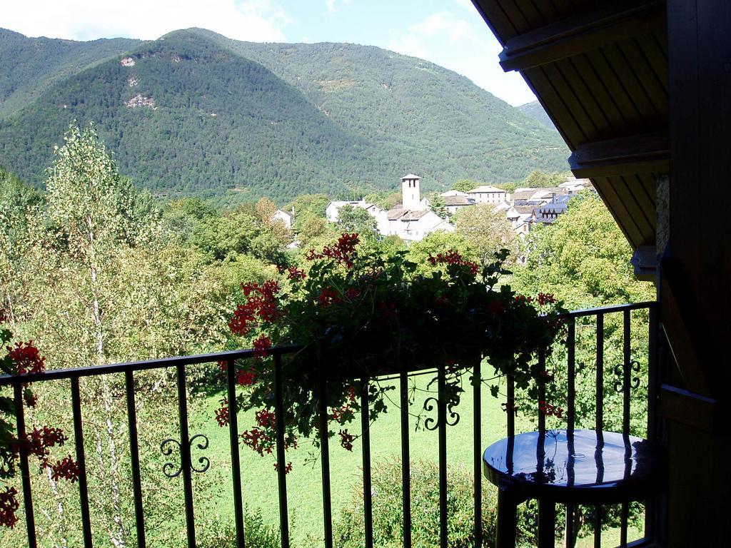 Hotel Viña Oliván Sarvisé Szoba fotó
